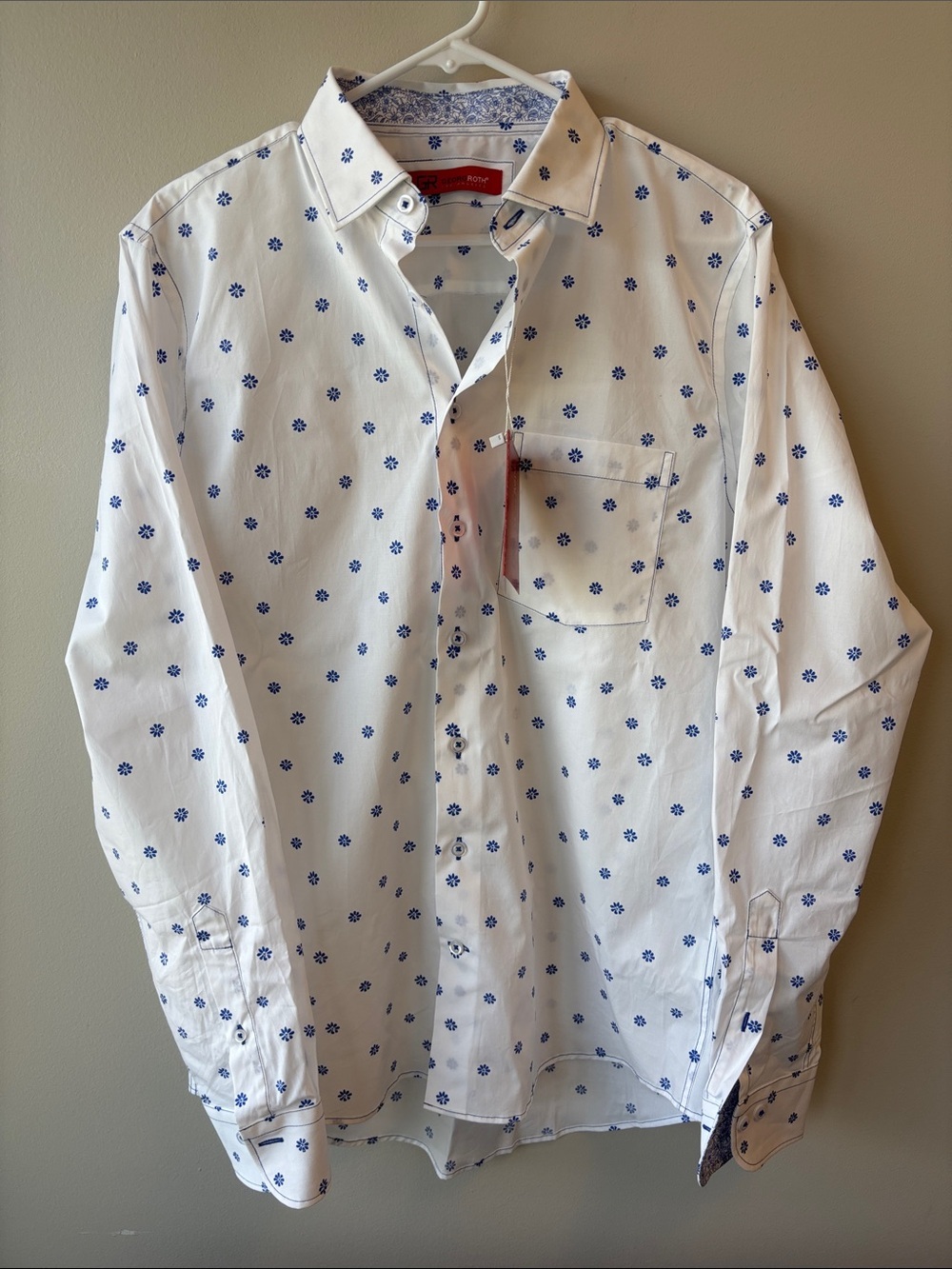 Georg Roth Men's White Button-Up Shirt with Blue Micro Floral Print